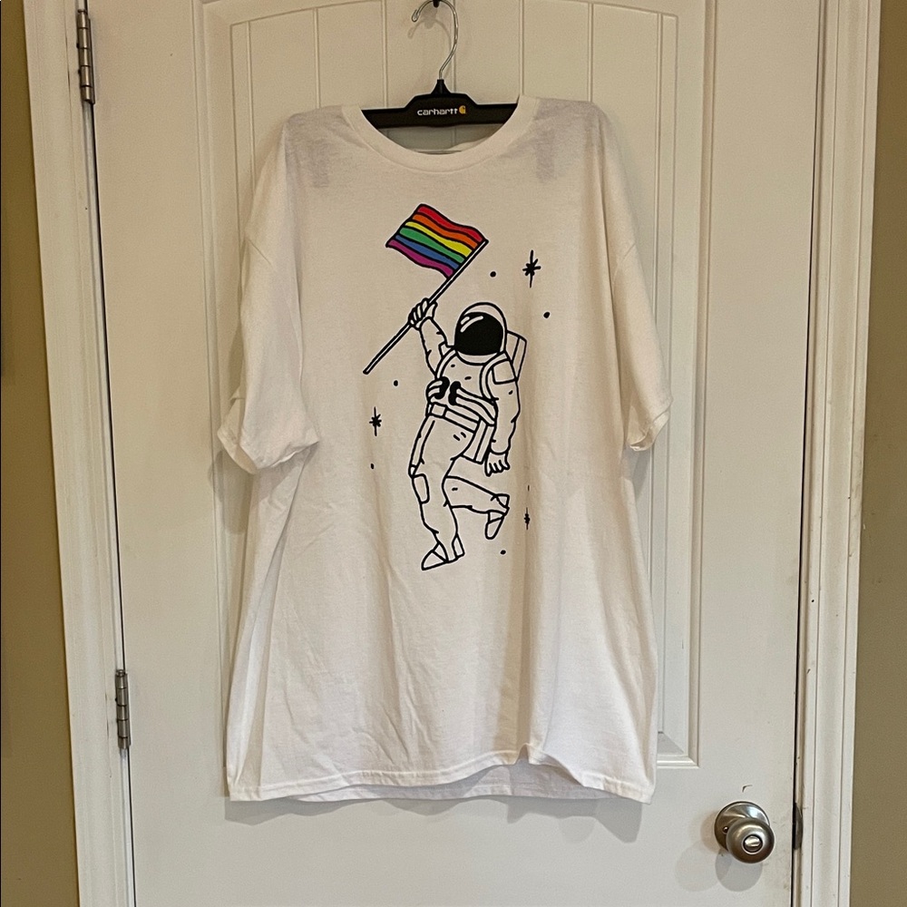 BUZZ White T-Shirt with Astronaut and Rainbow Flag XL and NWOT